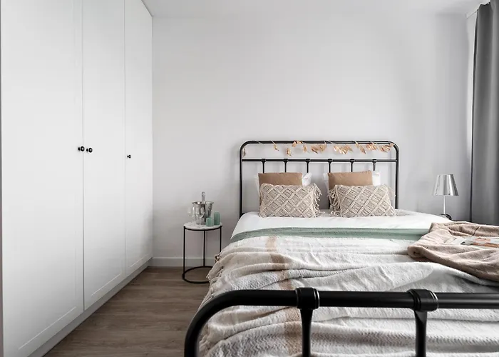 Pure Rental Apartments Inzynierska - Parking Free