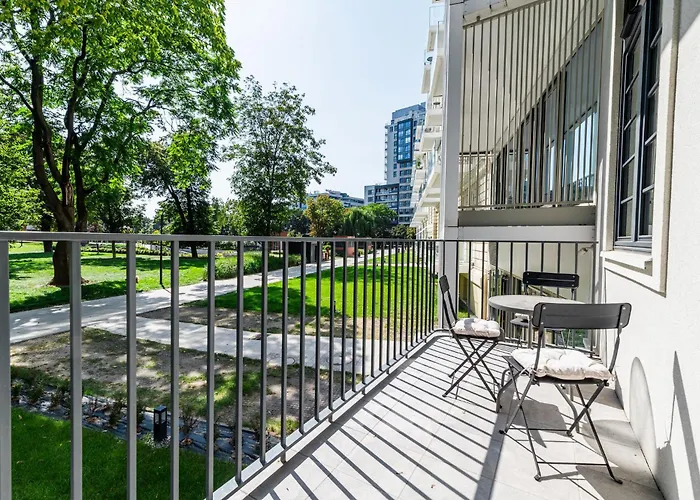 Rentplanet - Bulwar Staromiejski