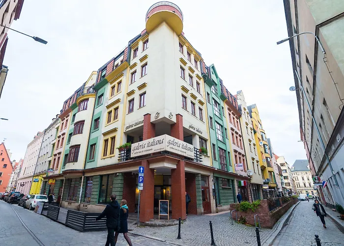 Galeria Italiana Apartments